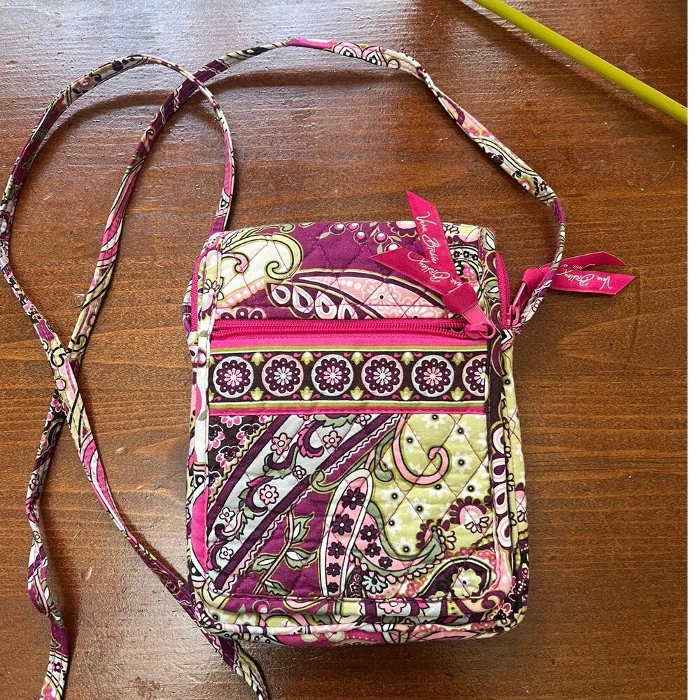 Vera Bradley Quilted Crossbody Bag Pink Paisley Organizer with Adjustable Strap